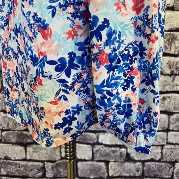 Talbots NWT Multicolored Long Sleeve Blouse W/ Ruffled Collar Size SP - Picture 4 of 8